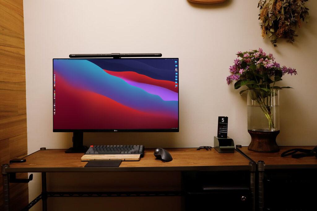 Bluetooth vs WiFi Wireless Monitor: Which Connection Is Better?