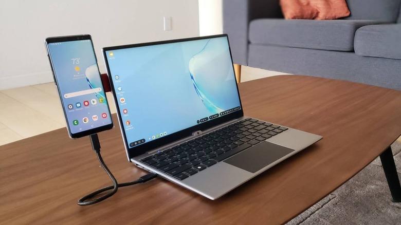 Lapdock vs Laptop in 2026: Is Modular Computing the Future of Mobile Work?